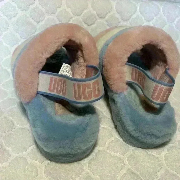 UGG Fluff Yeah Sandals Pink Blue Size 7. - Picture 2 of 5